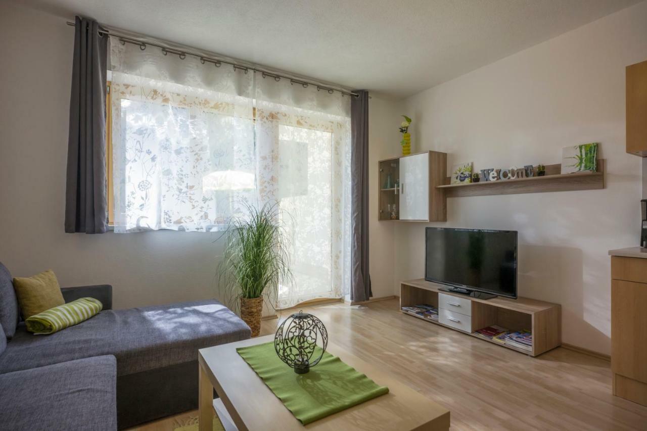 Haus Natalie Apartment Tux Bagian luar foto